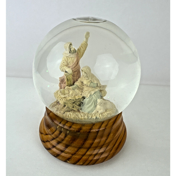 Nativity Snow Globe San Francisco Music Box Co We wish you a Merry Christmas - Picture 1 of 13